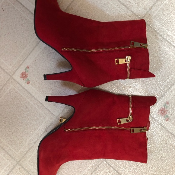 Like 🆕Bellini red suede feel Sz8M Claudia style 3 inch heel 8 inch boot length - Picture 4 of 17
